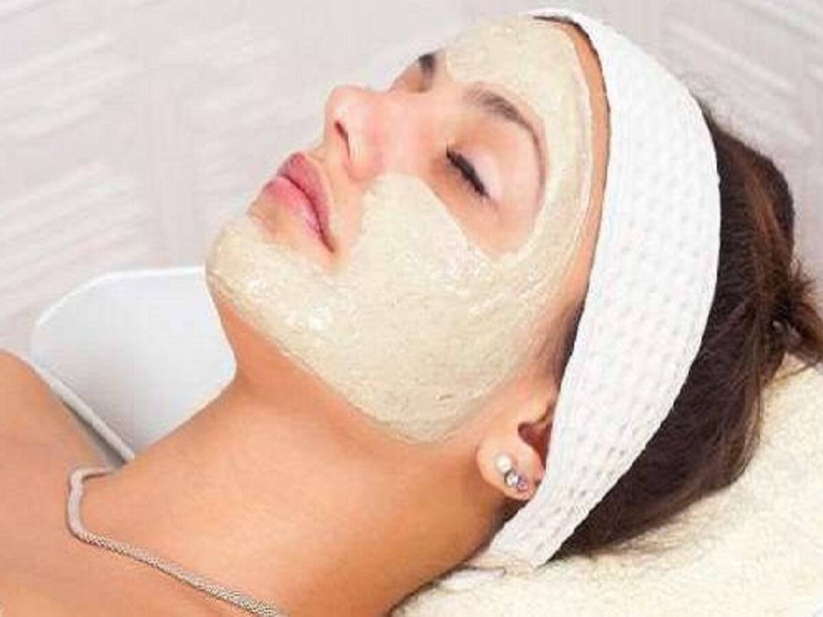 Special Moisturising Face Packs To Fight Winter Dryness